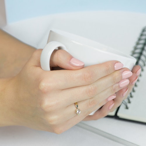 Pierścionek zaręczynowy SAVICKI: złoty, biały szafir